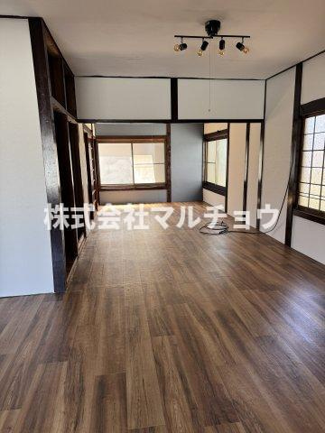 芳養松原戸建ての洋室|スタンダードな洋室です