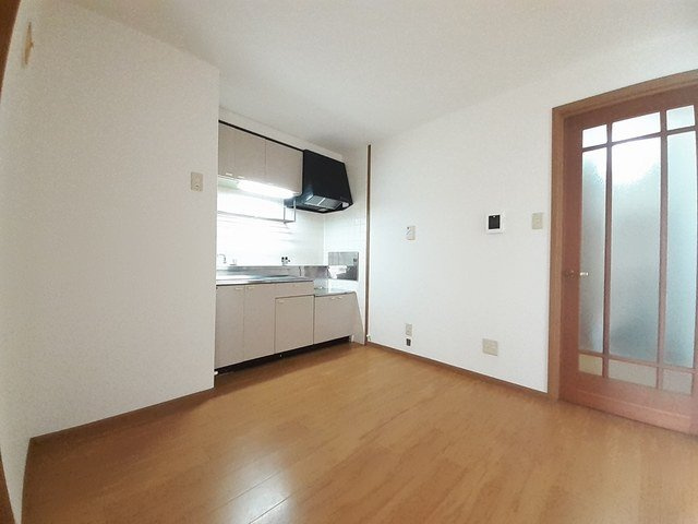 エンジェルコーポラスＢの居間・リビング