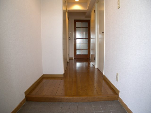 マウンティン・ツーの玄関