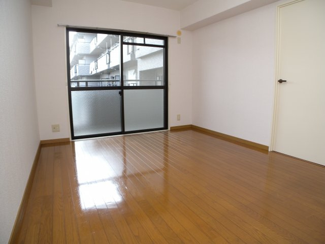 マウンティン・ツーの居間・リビング