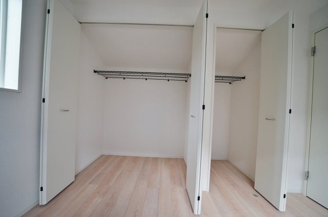 【横浜市旭区市沢町221-1全2棟新築戸建て】★仲介手数料無料★（市沢小学校・左近山中学校）の収納