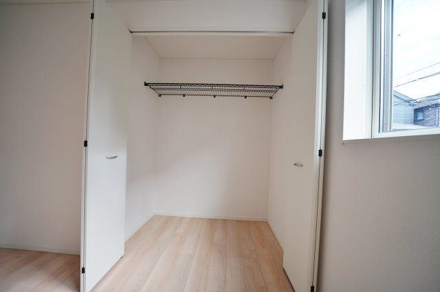 【横浜市旭区市沢町221-1全2棟新築戸建て】★仲介手数料無料★（市沢小学校・左近山中学校）の収納