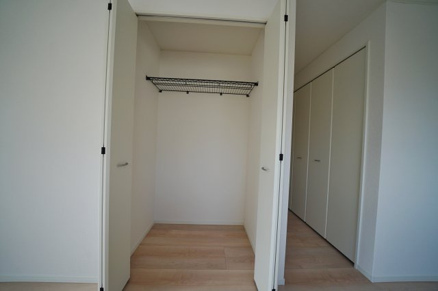 【横浜市旭区市沢町221-1全2棟新築戸建て】★仲介手数料無料★（市沢小学校・左近山中学校）の収納