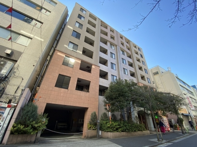 クリオ三田ラ・モードの外観