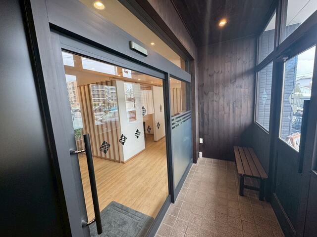 下野市医大３丁目　店舗のバルコニー