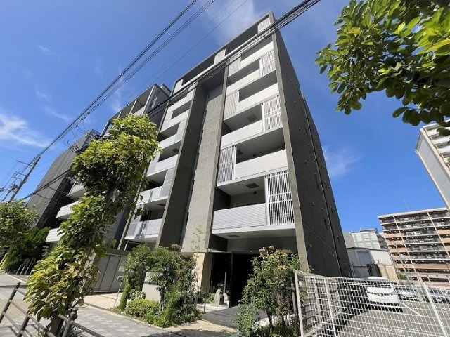 Wood River新大阪の外観