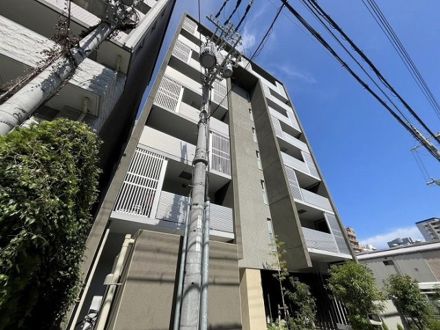 Wood River新大阪の外観