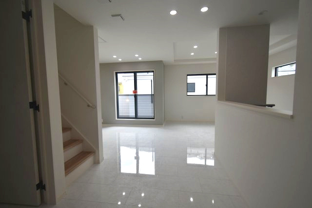 関町南2丁目・新築戸建・2号棟の居間・リビング