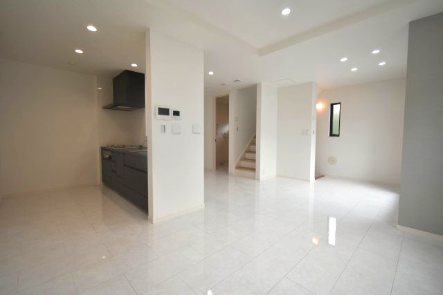 関町南2丁目・新築戸建・2号棟の居間・リビング