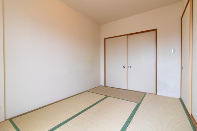モナーク足利の和室