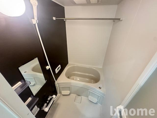 アルバス豊川のトイレ|ゆったりとした空間のトイレです
