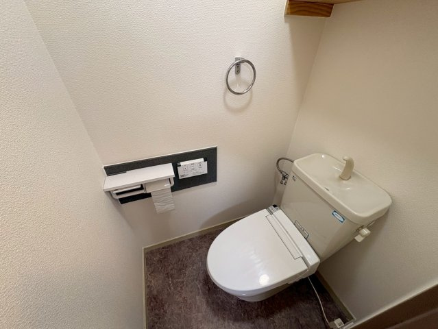 ファミール聖和のトイレ