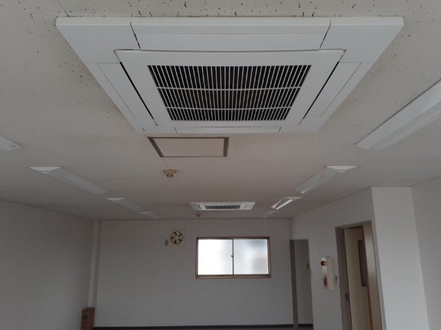 野々宮２丁目倉庫付事務所（Ｊ）の設備