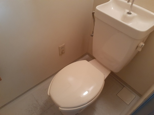 野々宮２丁目倉庫付事務所（Ｊ）のトイレ