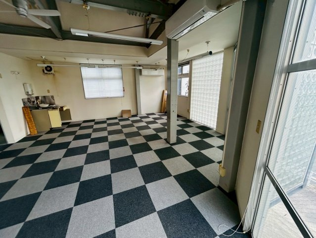 サンウッドビルの内装