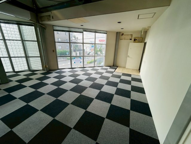 サンウッドビルの内装