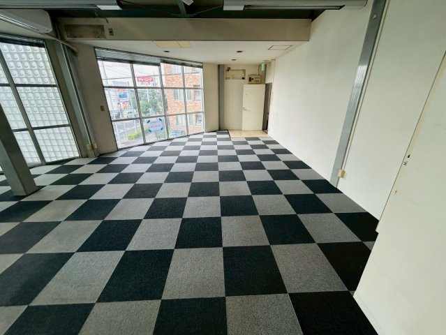 サンウッドビルの内装