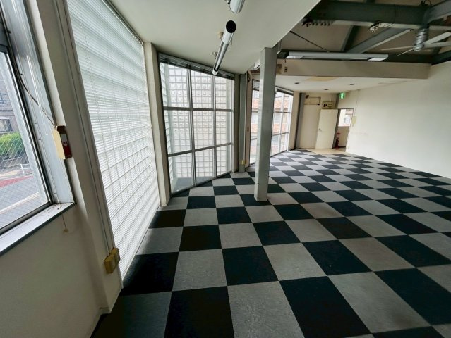 サンウッドビルの内装