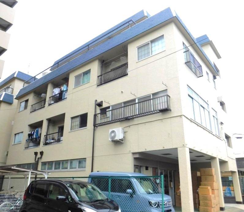 小倉第七ハイコーポの外観