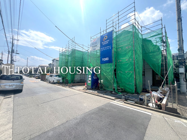 【前面道路含む現地写真】 | 国分寺市北町5丁目　新築戸建　全4棟