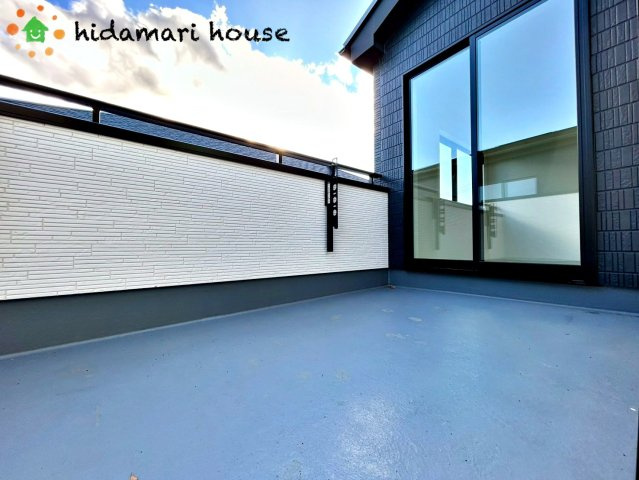 川島町中山11期　新築戸建　グラファーレ02のバルコニー