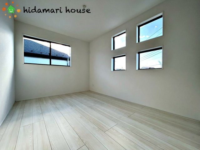 川島町中山11期　新築戸建　グラファーレ02の子供部屋