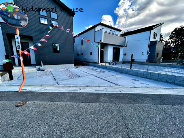 川島町中山11期　新築戸建　グラファーレ02の駐車場