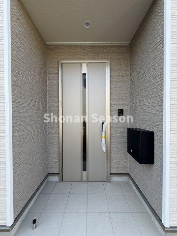 【玄関】 | 内覧の際には新生活をイメージしながら隅々までご覧くださいね☆