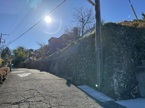 【前面道路含む現地写真】 | 熱海市網代　売地