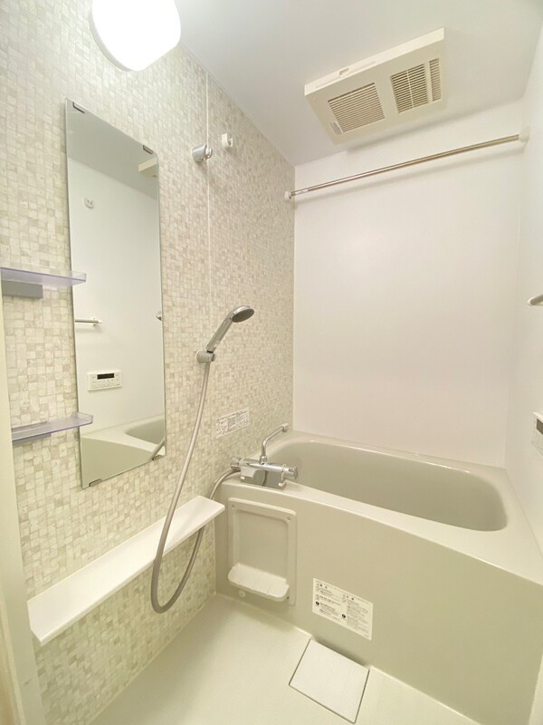 ラシクラス麹町の浴室