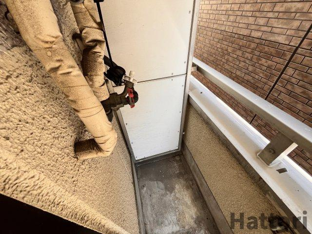 豊中市服部南町３丁目の賃貸マンションのバルコニー