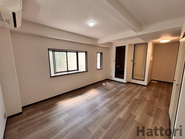 豊中市服部南町３丁目の賃貸マンションの居間・リビング