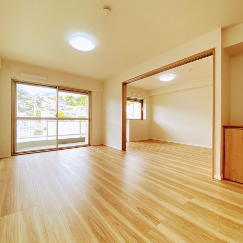 グランドハイツ甲陽園の居間・リビング|リビング