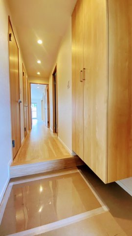 グランドハイツ甲陽園の玄関|玄関