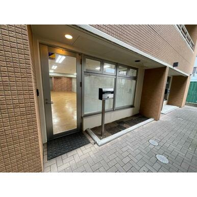 オパールマンションのエントランス