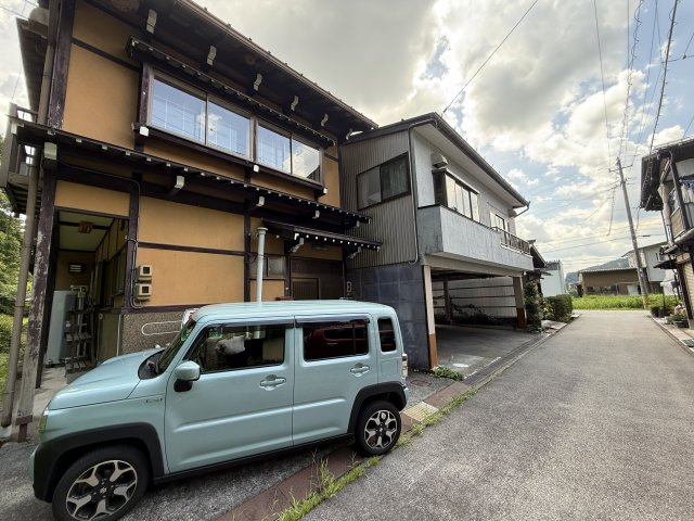 12/11成約　戸建　高山市松本町　450万の外観