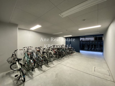【その他】 | プレサンス立売堀ベルヴィル | 屋内駐輪場です！雨風から自転車を守ります！