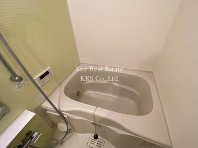 【浴室】 | プレサンス立売堀ベルヴィル | 疲れた日には湯船に浸かってリラックス♪追い焚き機能付き