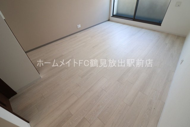 大阪市城東区永田３丁目のアパートの洋室