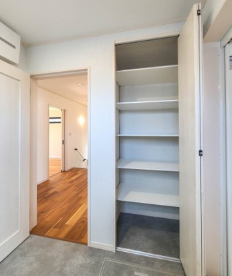 【収納】 | 綾瀬市寺尾南2丁目 新築戸建 全1棟