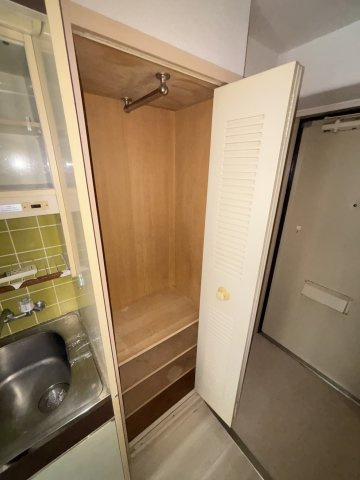 コスモプラザ三宮の収納