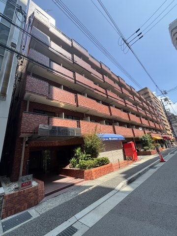 コスモプラザ三宮の外観