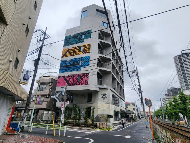 レイオーバー金町のエントランス