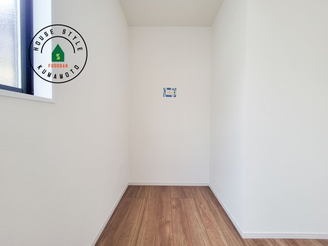 菊池郡菊陽町大字原水第5-2棟（2号棟）　の内観：施工例|収納には困りません。