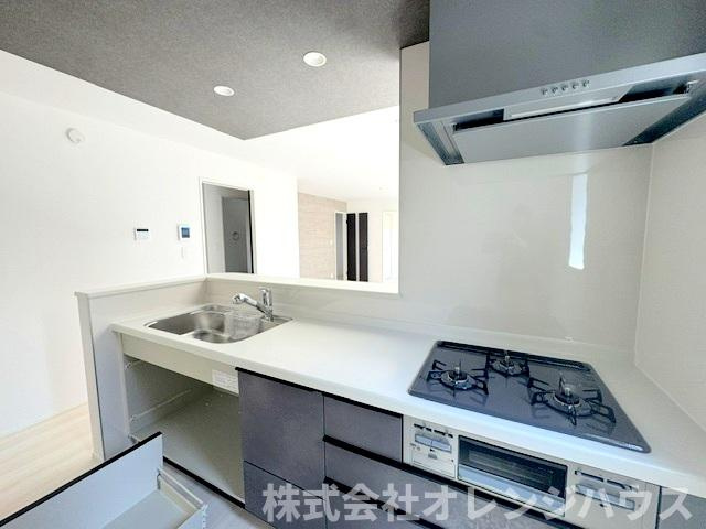 【キッチン】 | 綾瀬市小園　新築分譲住宅　全7棟 | 写真撮影【2026.5】