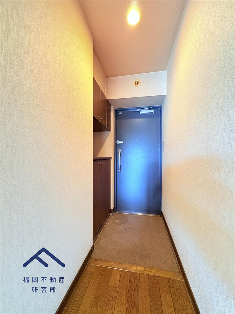 アムール和白6の玄関