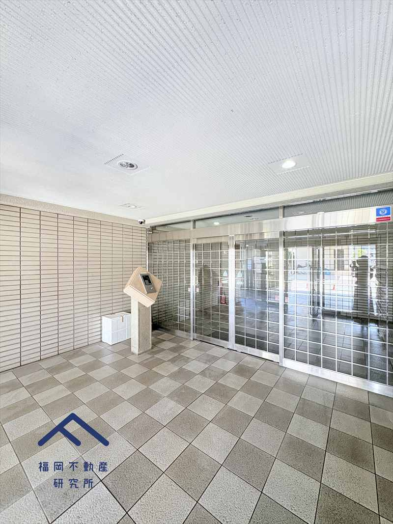 アムール和白6のエントランス