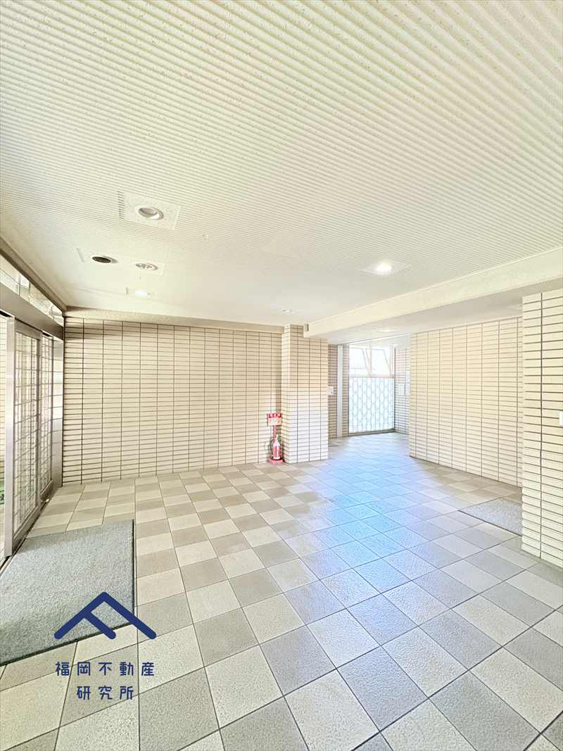 アムール和白6のエントランス