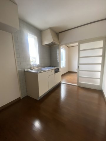 サンハウスの居間・リビング