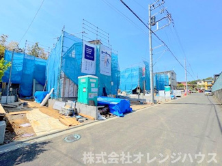 【前面道路含む現地写真】